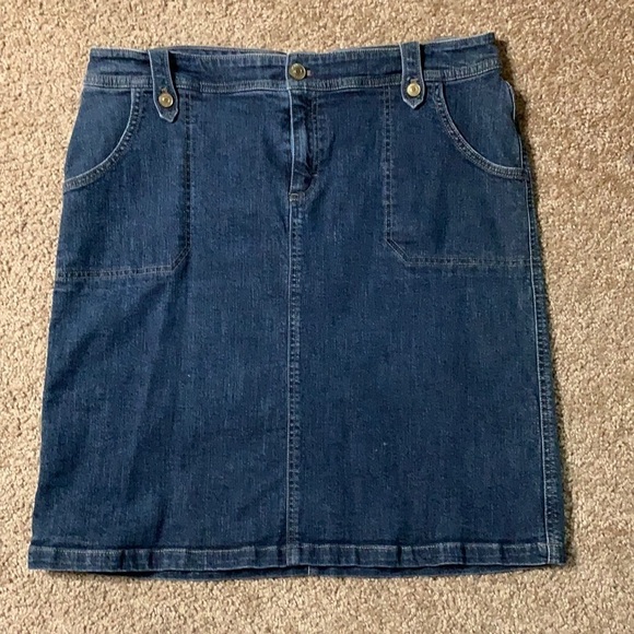 Women’s Izod jean skirt Size 14 good condition - Picture 1 of 8